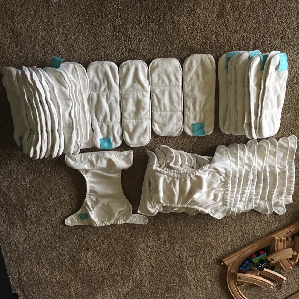12 Charlie Banana Cloth Diapers & 24 Cloth Inserts